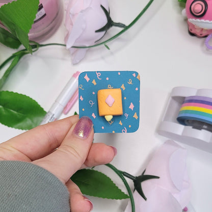 Book lover Pin Badge